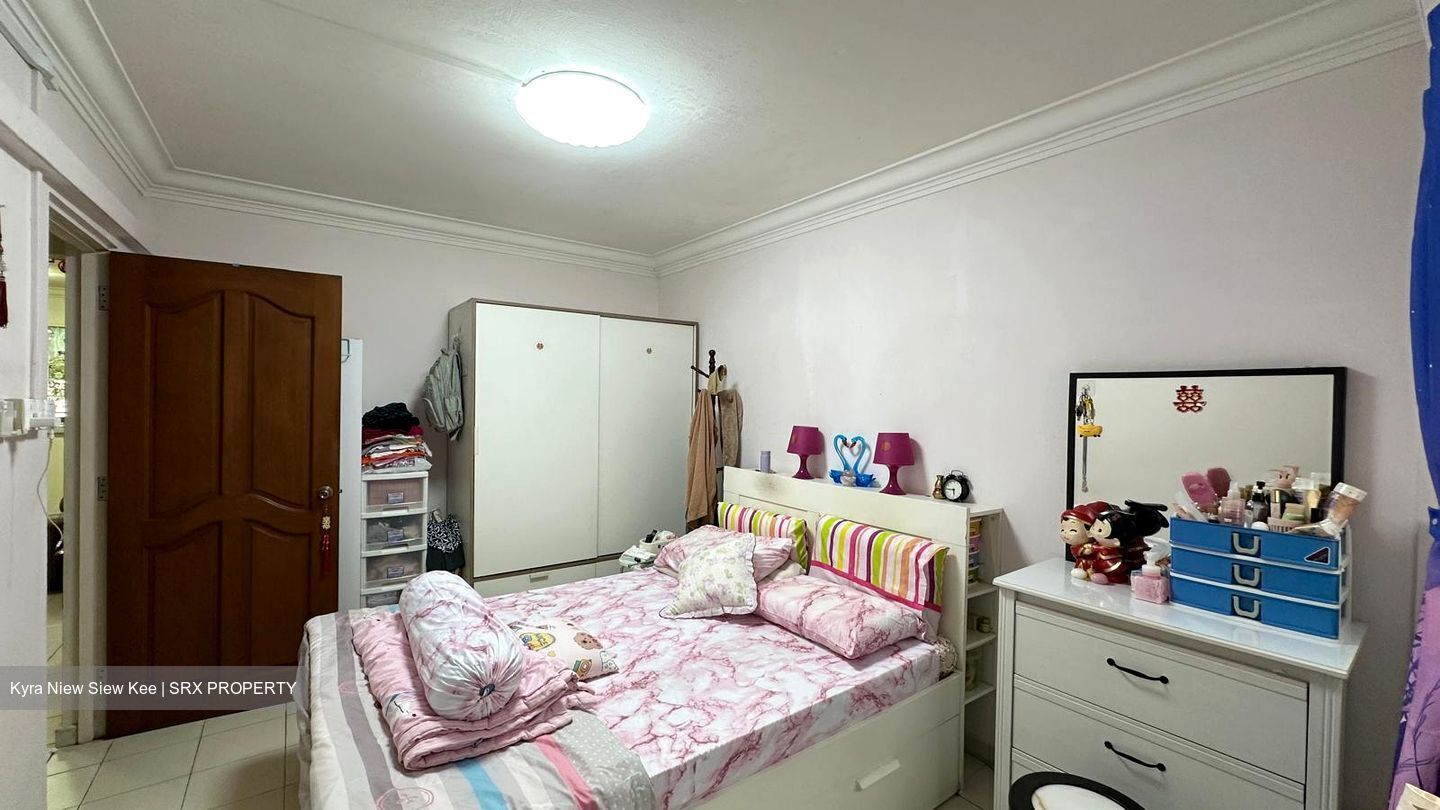 Blk 915 Nanyang Emerald (Jurong West), HDB 3 Rooms #563732051